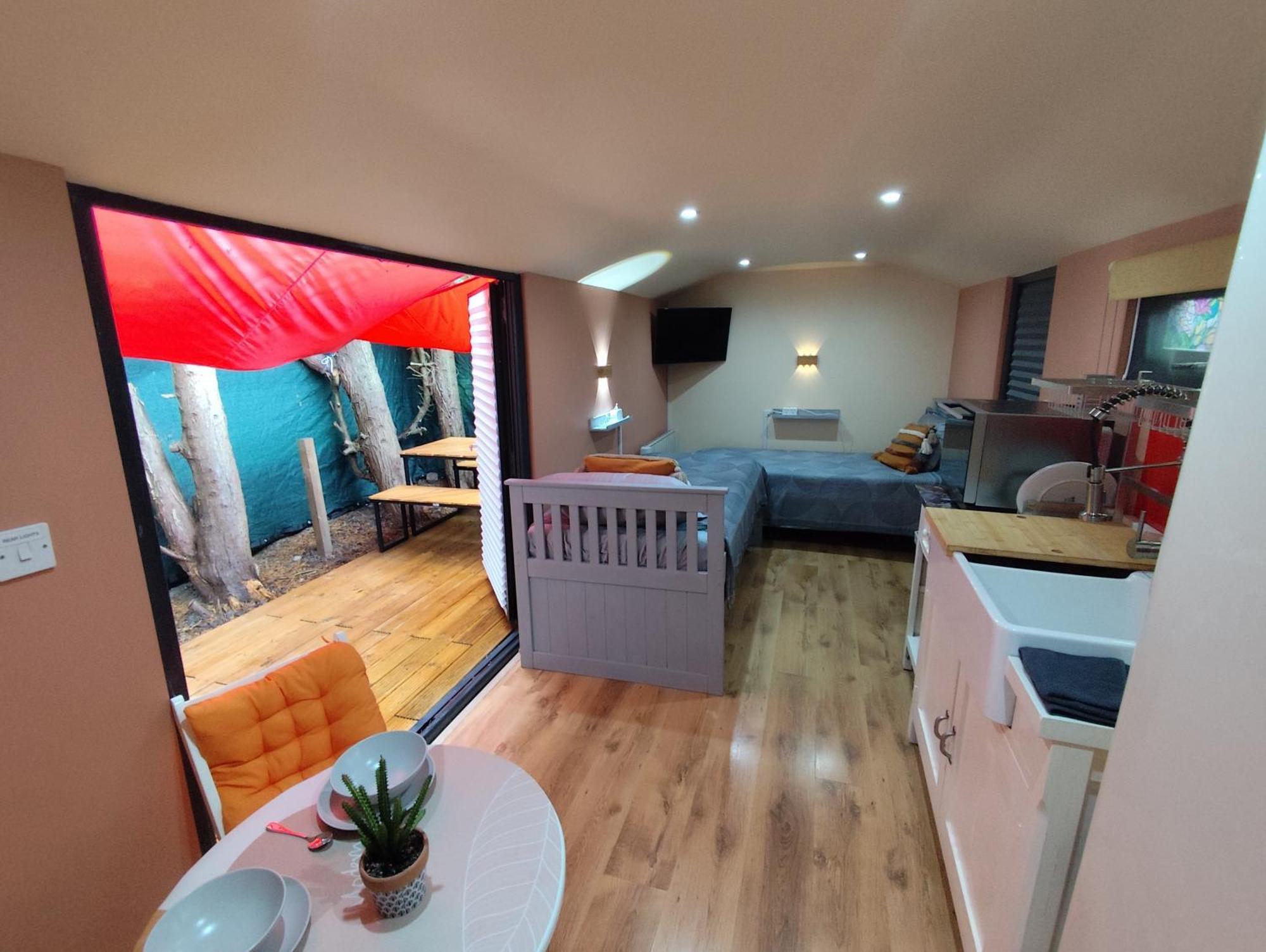 Richmond Lane - Aa Accredited